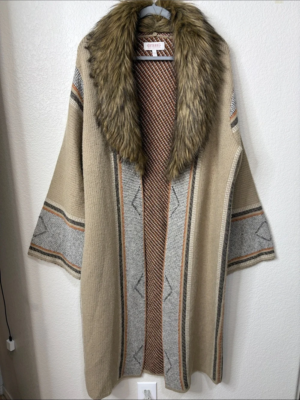 Shyanne Tan Beige Knit Western Cardigan Sweater Removable Fur Collar Large